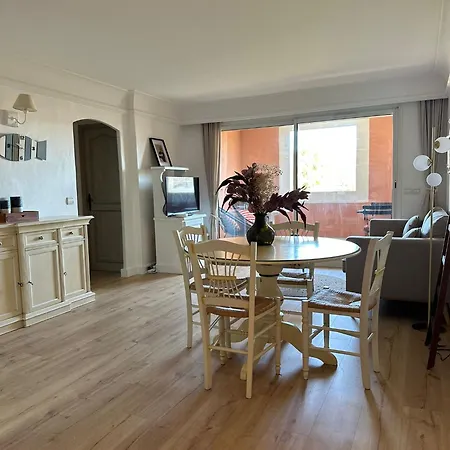 Apartmán Luciano Maxime Sainte-Maxime